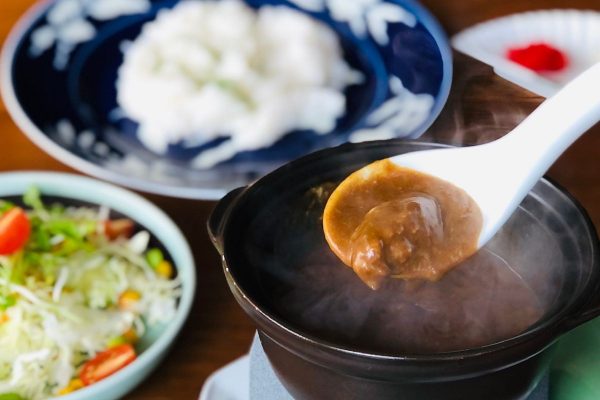 今年のアツい夏はこれで決まり！カレー皿特集 | 特集 | 有田焼 深川製磁｜公式オンラインストア